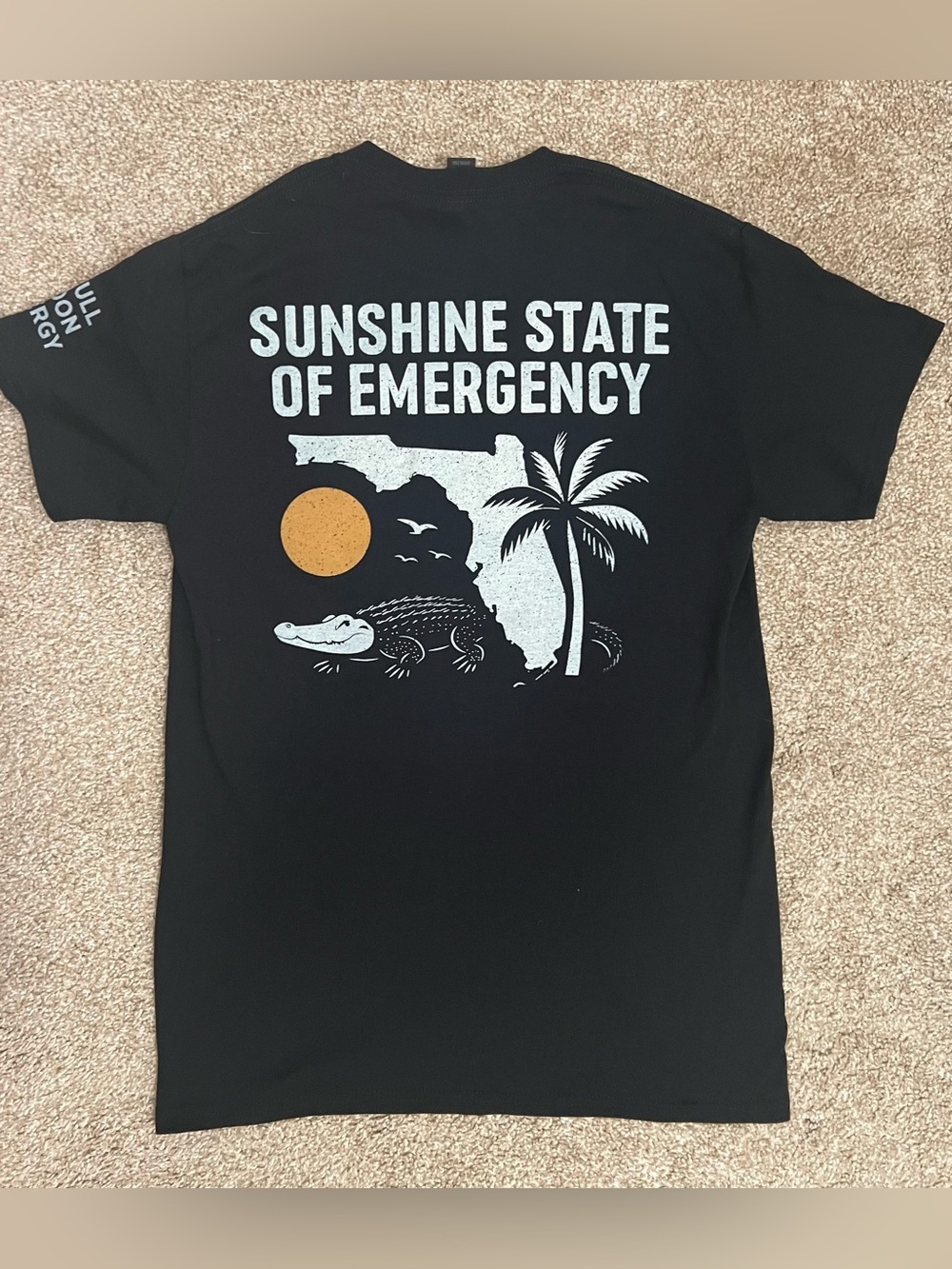 Sunshine State of Emergency Gildan Dryblend Black Graphic Tee Size Small NWOT